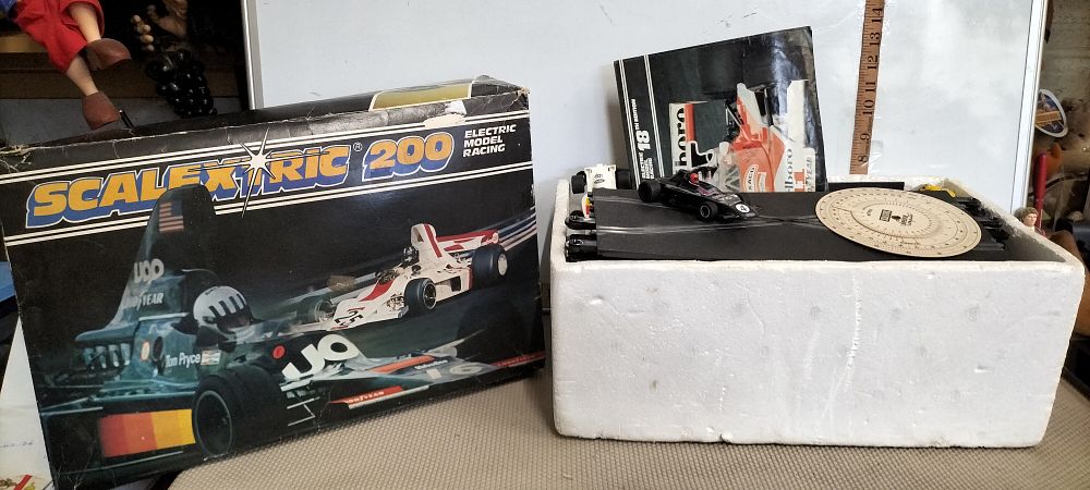 Lot 88 – Scalextric 200 Electric Model Racing Set