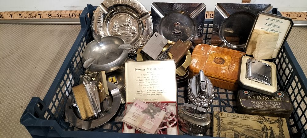 Lot 90 – A Collection of Silver and Chrome Tobacciana and Lighters