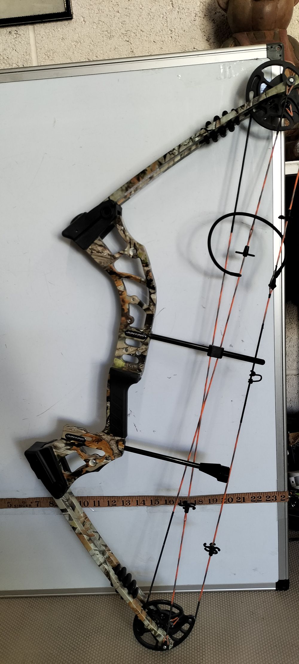 Lot 120 – Junxing M121A Camouflage Compound Hunting Bow