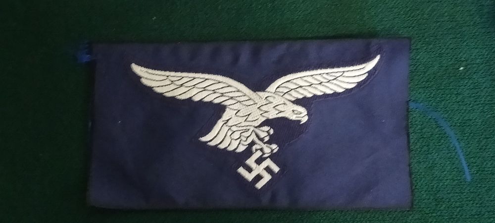 Lot 131 – A Luftwaffe Embroidered Eagle Breast Insignia