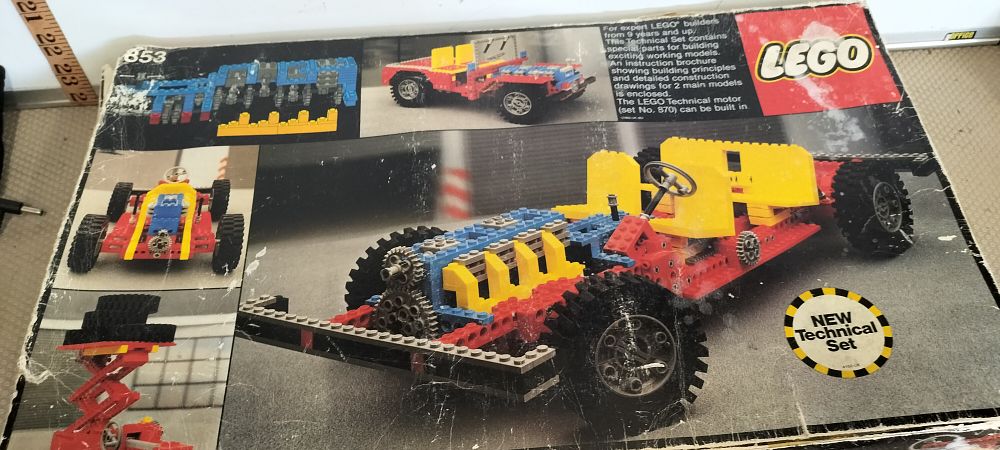 Lot 146 – A Lego Technical Set No. 853 Auto Chassis