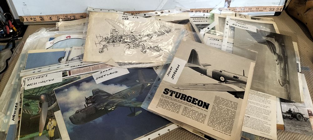 Lot 156 – A Collection of Vintage Aviation Ephemera and Magazine Clippings
