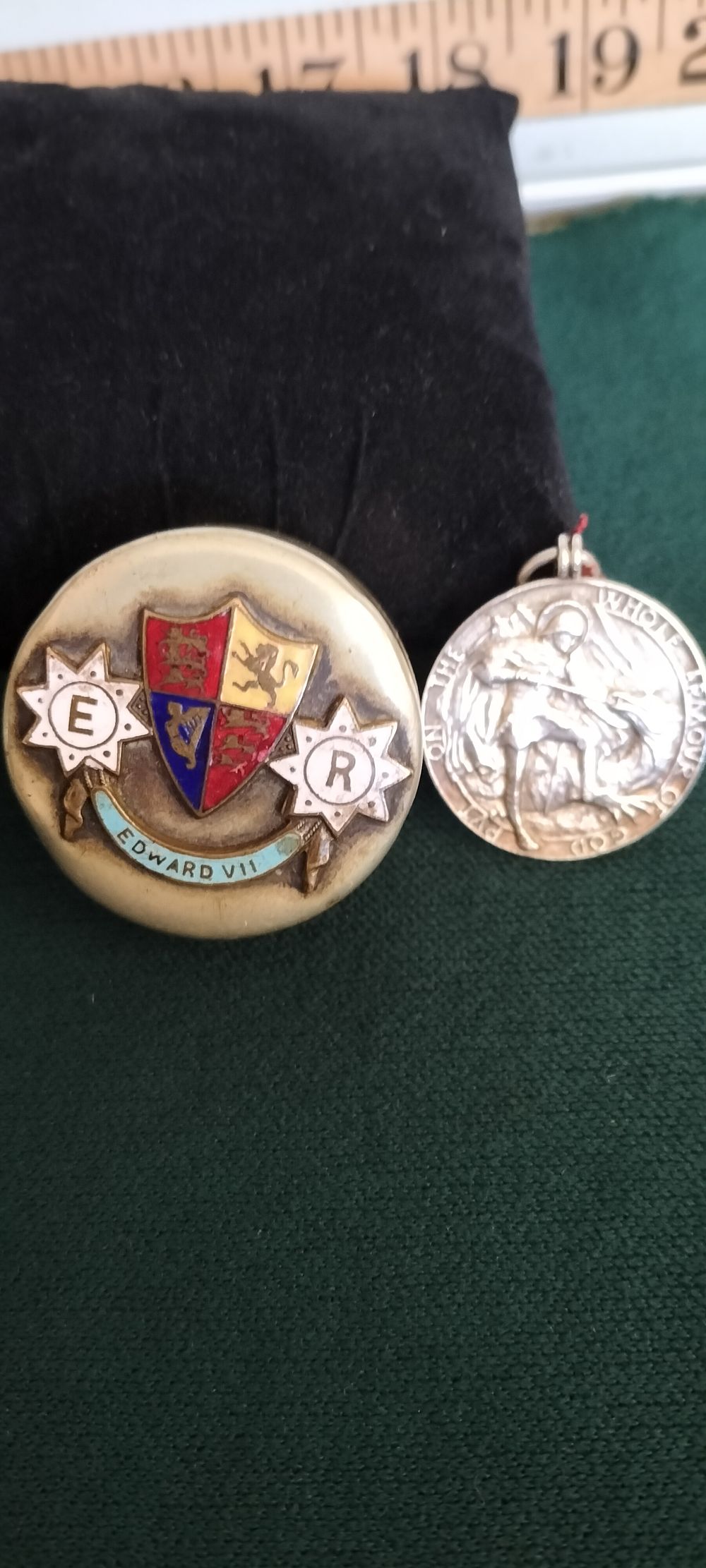 Lot 161 – A Silver Plated Edward VII Commemorative Box and Silver Medal