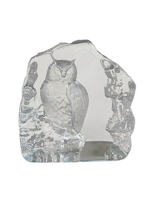 Mats Jonasson Glass Owl Sculpture, 5 3/4" . Signed as pictured. Nice heavy piece with intaglio 