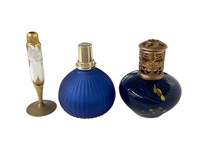 Perfume Lamps and DeVilbiss Atomizer Base. 3 pieces in the lot: 
* Elegant etched glass atomizer 