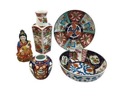Group of Imari Style Asian Porcelain. 5 pieces, including a nice 10" hand painted plate, 8.5" 
