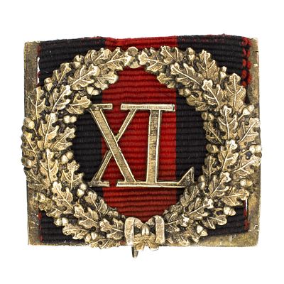 Знак отличия за 40 лет беспорочной службы для гражданского чиновника. Учреждён 22 августа 1827 