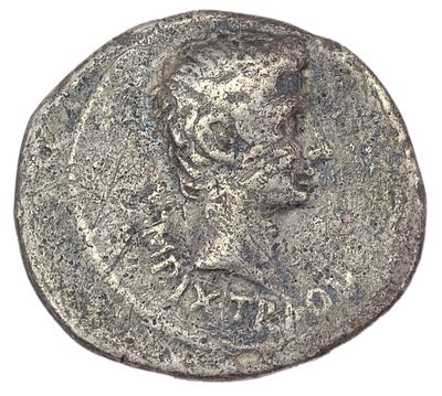 Кистофор. Римская империя, Малая Азия. Август (27 г. до н.э. — 14 г. н.э.). Кистофор с 