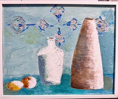 Алла Булгакова. Симфония глиняных муз. Холст, масло. Оформлена в багет. 40 х 50. 
Два простых 