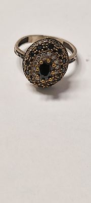 טבעת כסף וזהב מרהיבה ואיכותית חדשה מחנות 
עשויה כסף סטרלינג 925 חתום טבעת כסף בציפוי זהב 14 