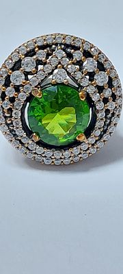 טבעת כסף וזהב מרהיבה ואיכותית חדשה מחנות 
עשויה כסף סטרלינג 925 חתום טבעת כסף בציפוי זהב 14 