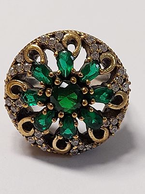 טבעת כסף גדולה ומרהיבה חדשה מחנות שנסגרה 
כסף סטרלינג 925 חתום עשויה בעבודת יד 
ראש הטבעת 