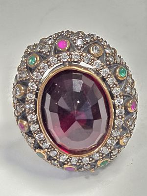 טבעת כסף מרהיבה גדולה ובעלת נוכחות חדשה מחנות שנסגרה כסף סטרלינג 925 חתום 
עשויה בעבודת יד ראש 