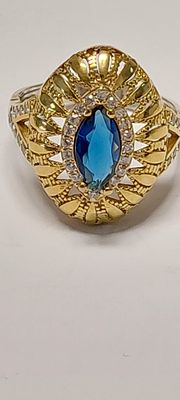 טבעת כסף גדולה מרהיבה ובעלת נוכחות חדשה מחנות שנסגרה כסף סטרלינג 925 חתום 
עשויה בעבודת יד ראש 