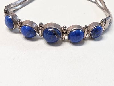 צמיד כסף חדש מחנות שנסגרה מרהיב איכותי ובעל נוכחות עשוי כסף סטרלינג 925 חתום 
עשוי בעבודת אומן 