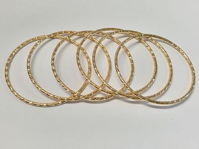 לוט שש צמידיי זהב גולדפילד "מרוקאים" קשיחים חדשים מחנות שנסגרה 
גולדפילד בציפוי בזהב 14 קראט 