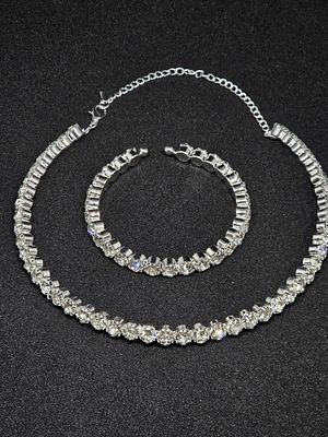 סט זהב לבן ענק /קולר טניס וצמיד גולדפילד חדשים מחנות שנסגרה 
גולדפילד בציפוי זהב לבן 14 קרט ענק 