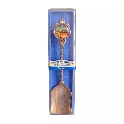 כפית מזכרת אספנות ייחודית מסקוטלנד – John O'Groats. כפית יוקרתית מסדרת Sights of Britain, עם דגם 