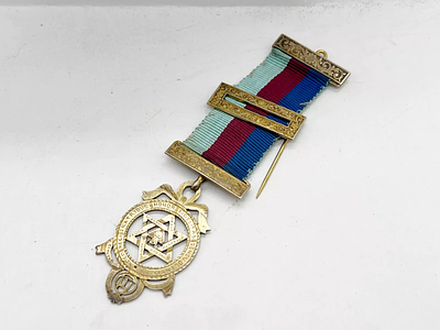 מסדר הבונים החופשיים – מדליית כסף סטרלינג, גודל מלא, 1924. מדליית מסדר הבונים החופשיים, עשויה 