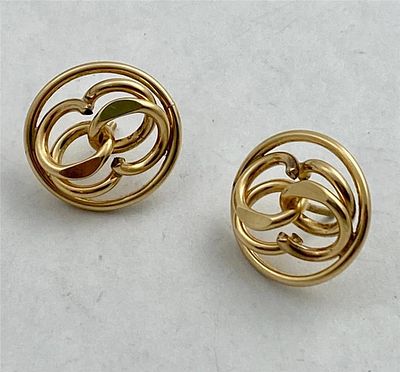 עגילי זהב מלא 14 קראט - כ6 גרם, תכשיט וינטג׳ יוקרתי - ללא סוגרים. שני עגילי זהב בעיצוב קשר עגול 