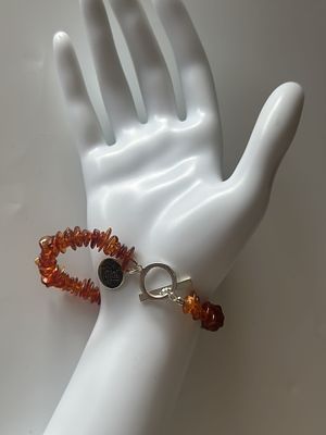 צמיד וינטג’ ענבר טבעי - חרוזי קוניאק - סוגר T מסומן 925 חריטת IMAGINE. צמיד עדין ומלא נוכחות 