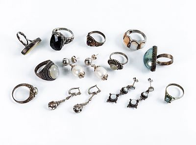 Lote de joyas de plata vintage: 9 sortijas con diferentes piedras de color naturales 