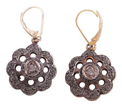 PENDIENTES VINTAGE EN PLATA Y DIAMANTES. Pareja de pendientes vintage. La parte colgante en 