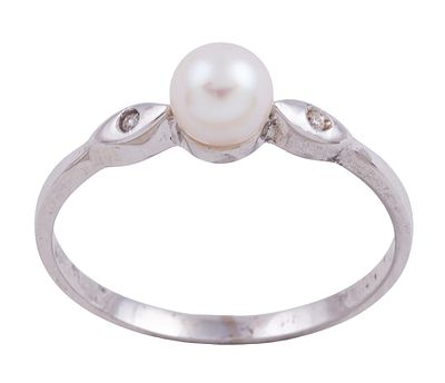 SORTIJA EN ORO 18KT, DIAMANTES Y PERLA CULTIVADA. Sortija realizada en oro 18kt. Con una perla 