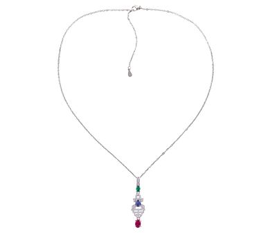 COLGANTE Y CADENA EN PLATA DE LEY. Colgante y cadena realizados en plata de ley. El colgante 