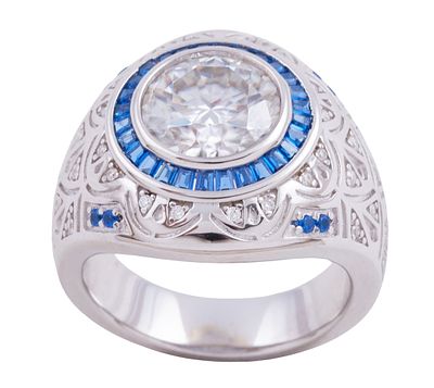 ANILLO SOLITARIO EN PLATA DE LEY 925 Y MOISSANITA, ESTILO BOMB&Eacute;. Anillo solitario realizado en 