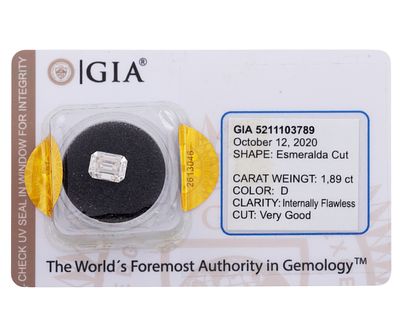 DIAMANTE NATURAL 1.89CT. Diamante natural en talla esmeralda, dentro de un bl&iacute;ster sellado. Se 