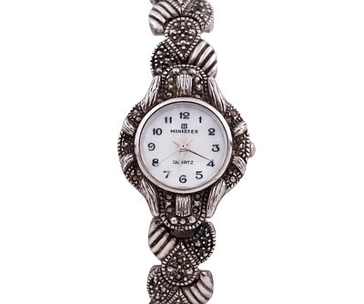 RELOJ MINISTER EN PLATA DE LEY CON MARCASITAS. CUARZO. Reloj Minister de se&ntilde;ora realizado en 