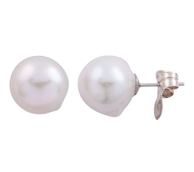 Pareja de pendientes realizados en plata de ley 925. Adornados con perlas cultivadas de color 