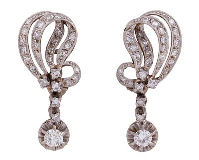 PENDIENTES EN ORO 18KT Y DIAMANTES. Pareja de pendientes vintage realizados en oro de 18kt, a&ntilde;os 