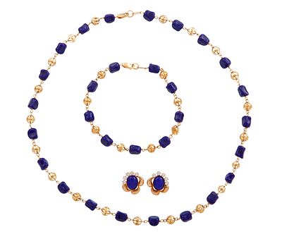 CONJUNTO DE GARGANTILLA, PULSERA Y PENDIENTES EN ORO DE 18KT Y LAPISL&Aacute;ZULI. Conjunto de 