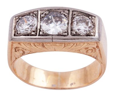 TRESILLO EN ORO BICOLOR 18KT Y DIAMANTES. Sortija tresillo realizada en oro bicolor de 18kt con 