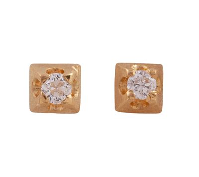 PENDIENTES EN ORO DE 18 KT. Y DIAMANTES. Pareja de pendientes dormilonas realizados en oro de 18 