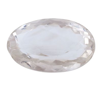 CUARZO BLANCO 520CT. Cuarzo blanco en talla oval con un peso de 520ct Medidas: 57 x 40 x 28mm