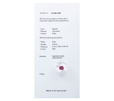 RUB&Iacute; NATURAL DE COLOR ROJO INTENSO SIN MONTAR EN TALLA OVAL DE 2.55 CT. Lote compuesto por un 