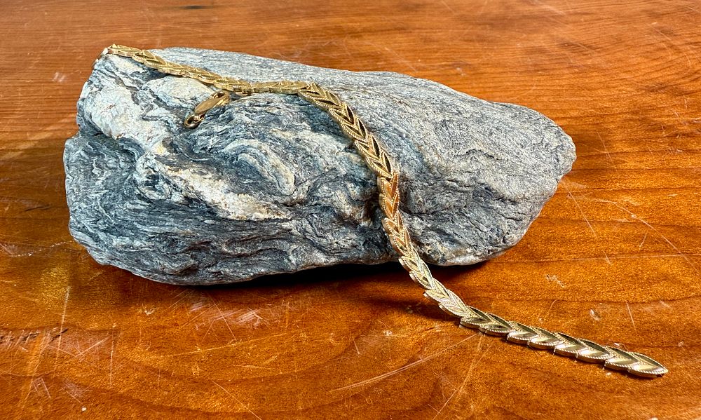 Salem Auction House | ANTIQUES & COLLECTIBLES