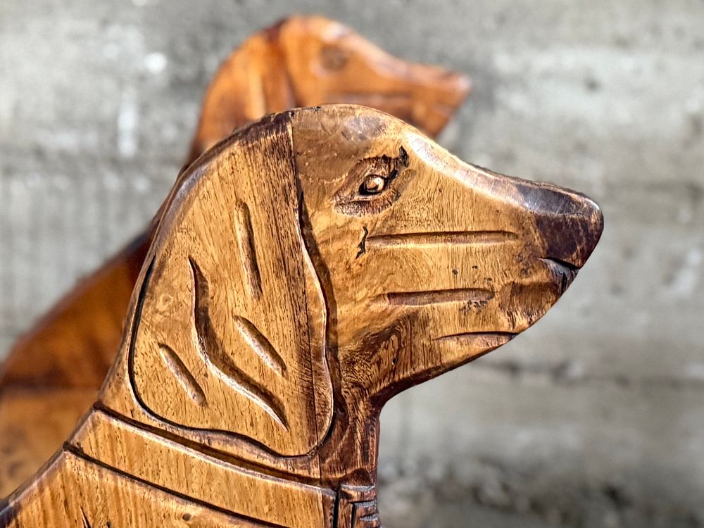 Salem Auction House | MID-CENTURY MEETS VICTORIAN