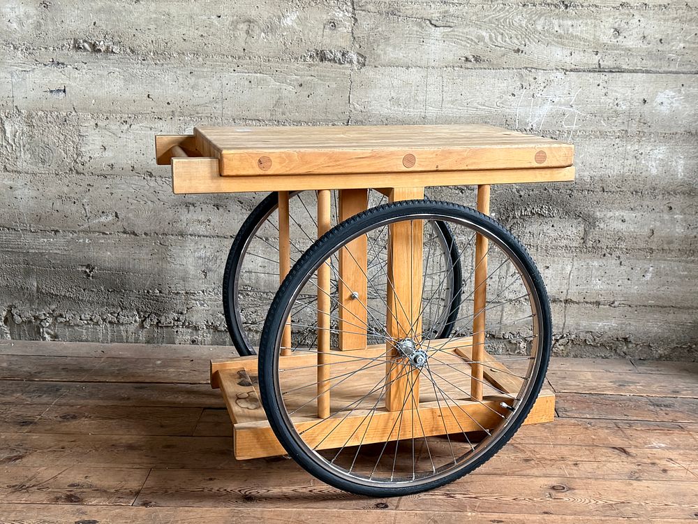 Salem Auction House | FURNITURE