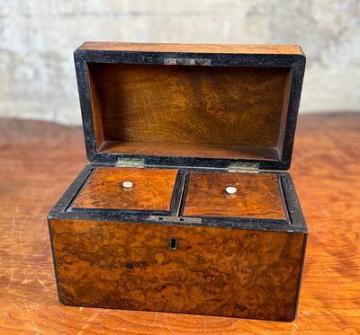 ENGLISH DOUBLE TEA CADDY #1. This lot features an antique English double tea caddy, likely 