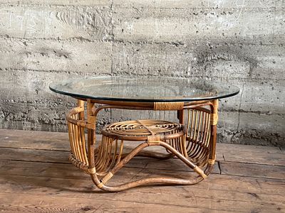BAMBOO & RATTAN COFFEE TABLE WITH GLASS TOP. This lot features a vintage bamboo and rattan 