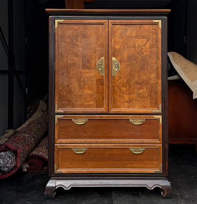 BROYHILL PREMIER MING DYNASTY ARMOIRE. This lot features what is believed to be a Broyhill 