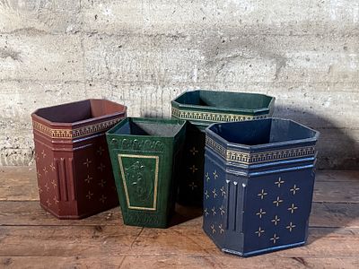 ITALIAN STYLE LEATHER TRASH CAN COLLECTION. This lot features a collection of four (4) late 20th 