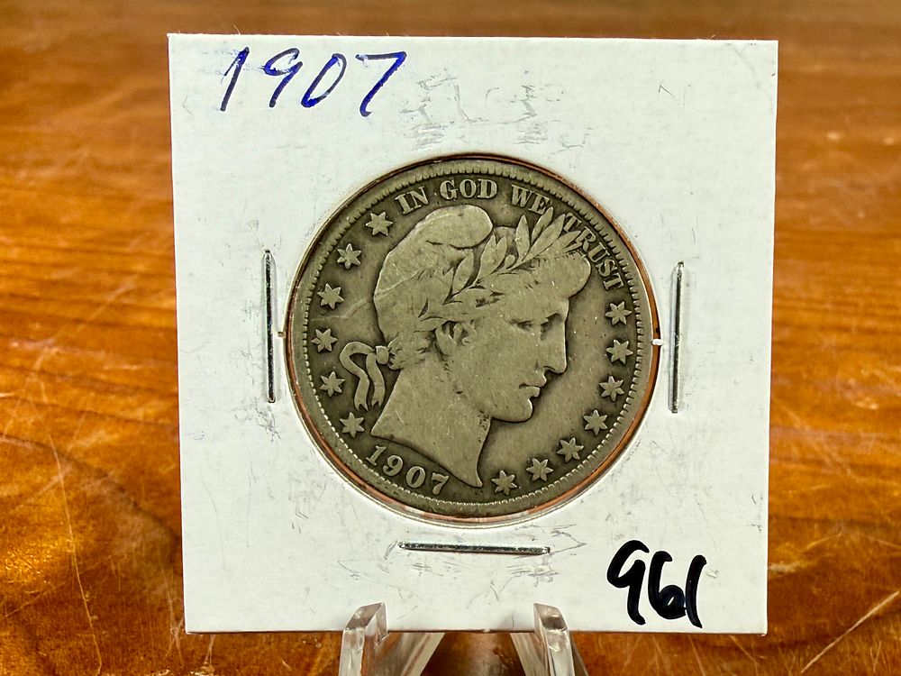 1907 BARBER HALF DOLLAR. This lot features a 1907 Barber Half Dollar, an antique United States 