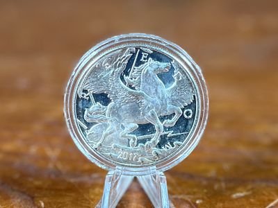 2017 PEGASUS 1OZ SILVER ROUND. This lot features a 2017 Pegasus 1 oz .999 fine silver round.