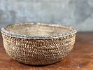CASCADES PLATEAU, CEDAR ROOT BASKET. This lot features a turn of the century basket made of Image - 1