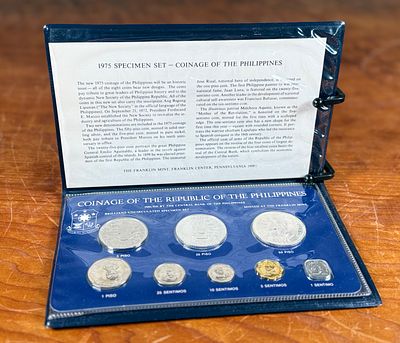 FRANKLIN MINT, 1975 REPUBLIC OF THE PHILIPPINES 8-COIN SPECIMEN SET. This lot features a 1975 